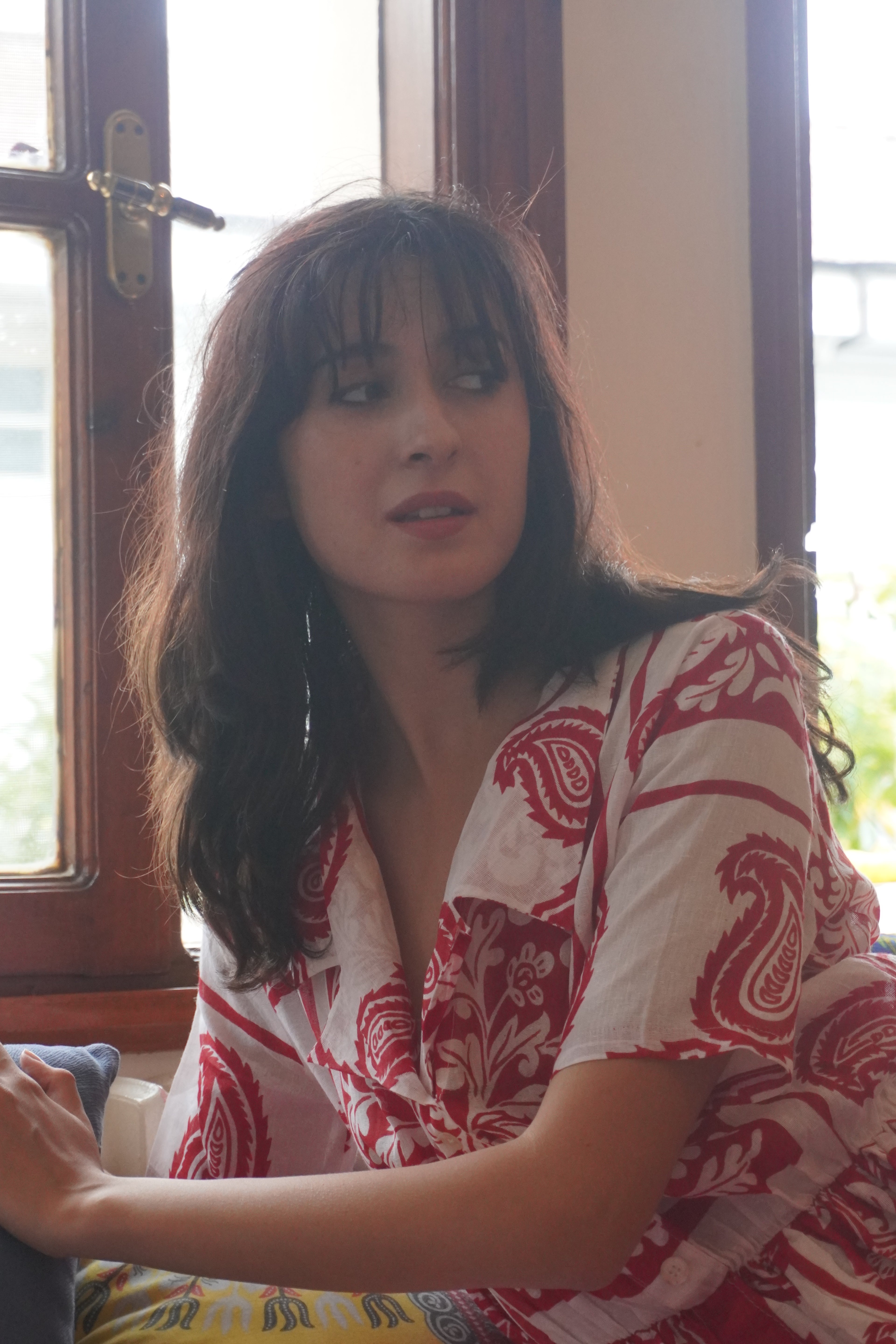 Batik Koleksiyon – Kırmızı & Beyaz Desenli Midi Elbise