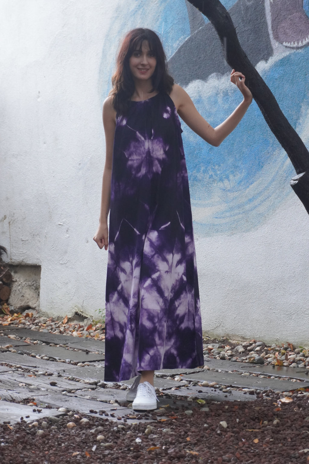 Batik Koleksiyon – Mor & Beyaz Desenli Uzun Elbise