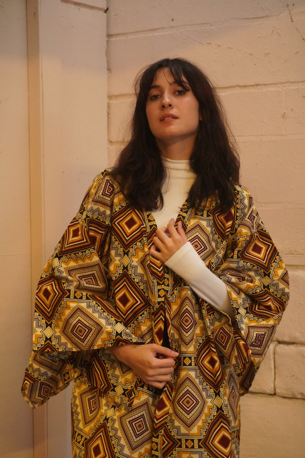 Kitenge Koleksiyon – Etnik Desenli Uzun Kimono Ceket