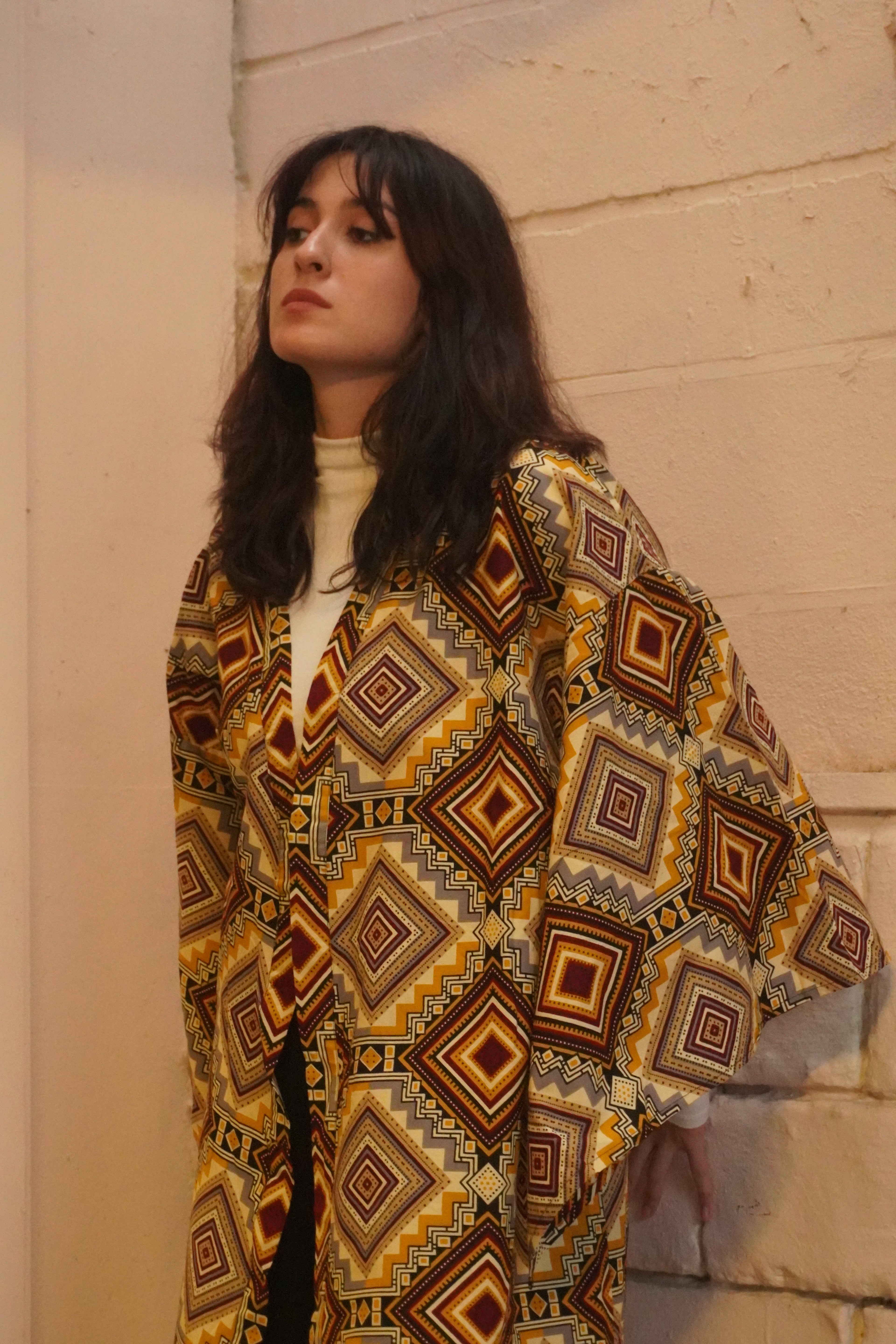 Kitenge Koleksiyon – Etnik Desenli Uzun Kimono Ceket