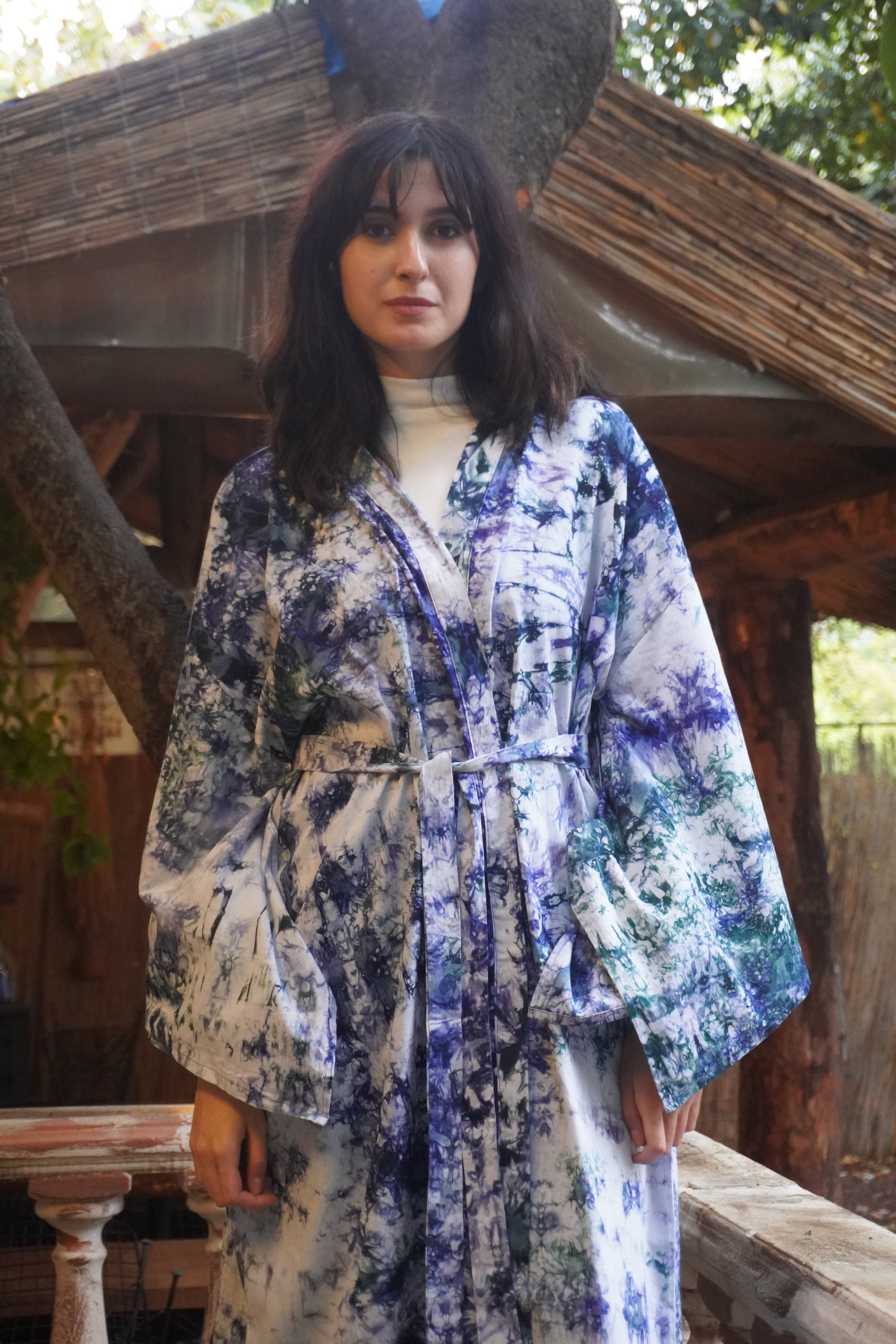 Batik Koleksiyonu – Lacivert Desenli Uzun Kimono Ceket