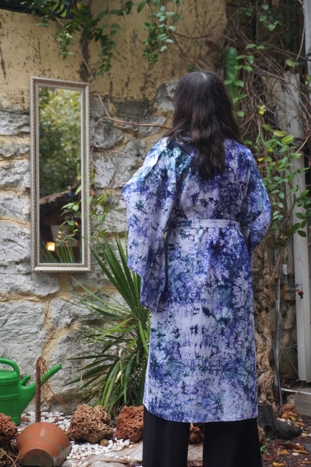 Batik Koleksiyonu – Lacivert Desenli Uzun Kimono Ceket