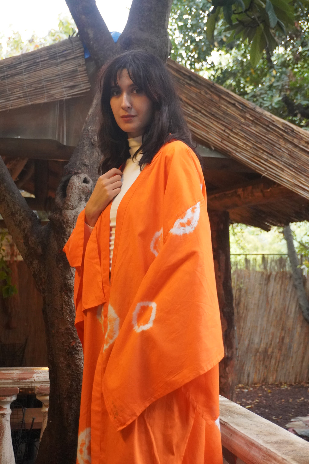 Batik Koleksiyon – Turuncu Desenli Uzun Kimono Ceket