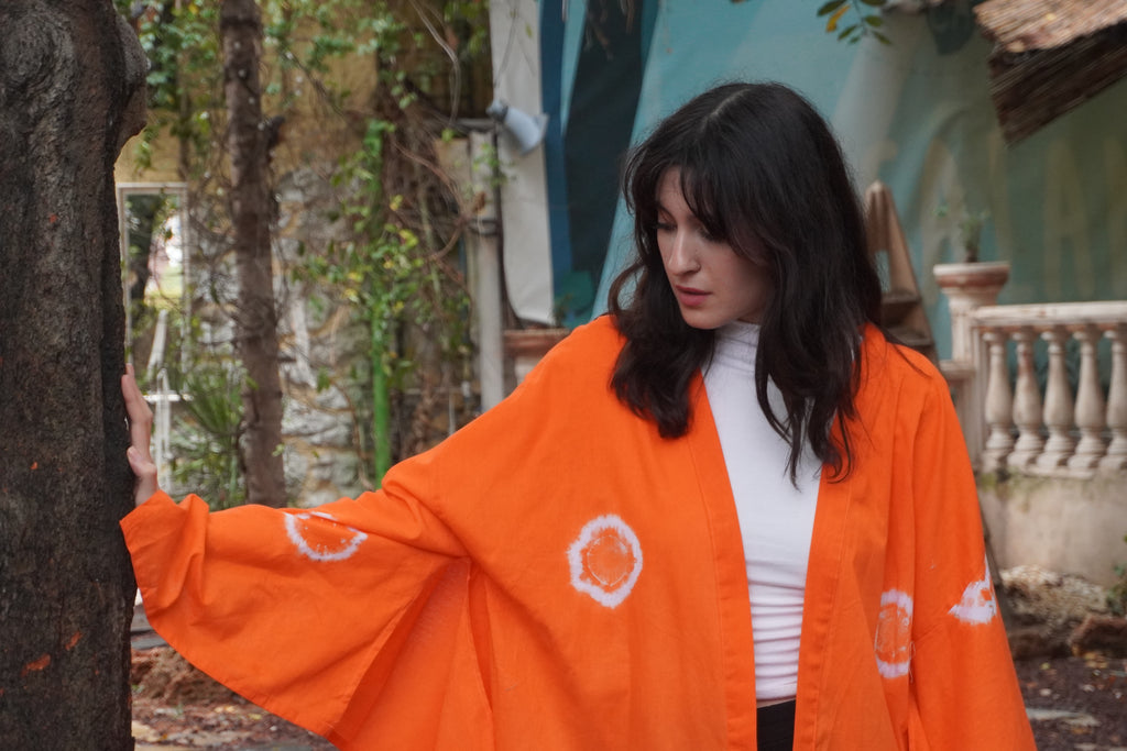 Batik Koleksiyon – Turuncu Desenli Uzun Kimono Ceket